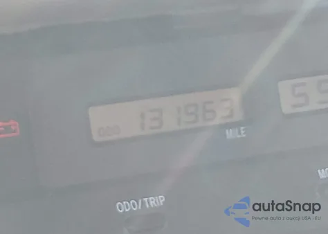 2000 Toyota Avalon Xl z USA, uszkodzony, nr VIN 4T1BF28B0YU112094